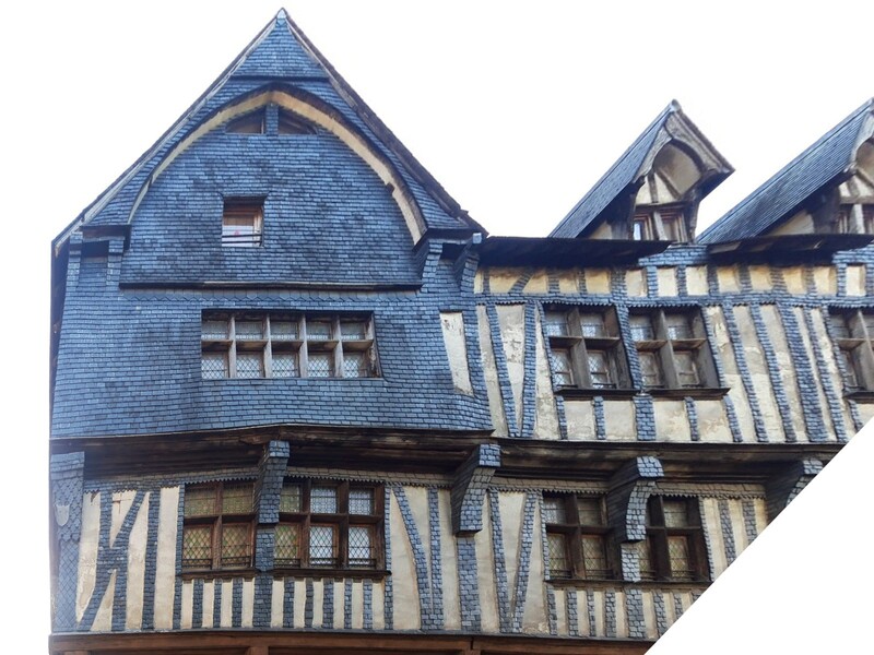 Pan de bois recouvert d’essentage en ardoises